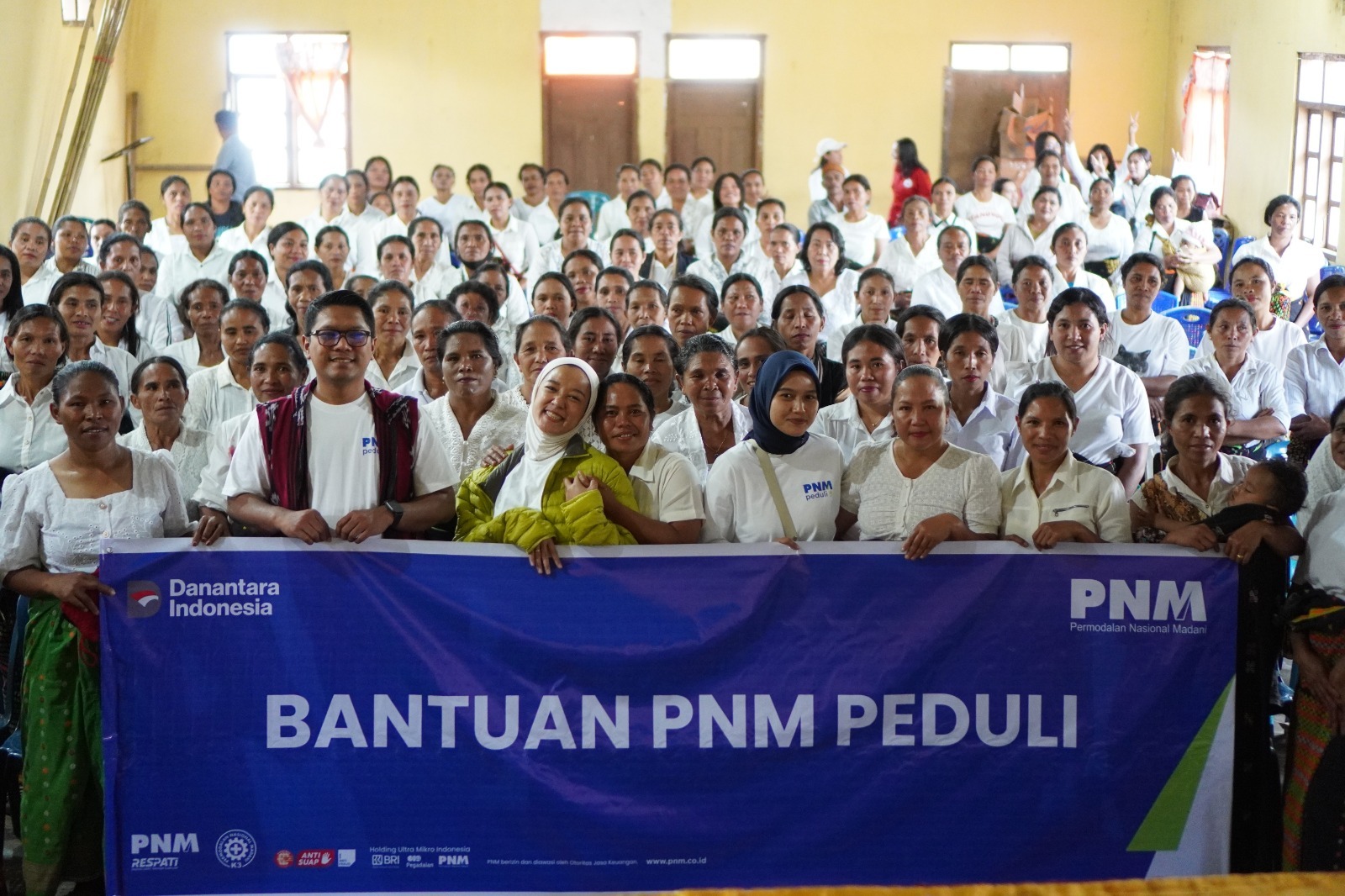 PNM Peduli Hadirkan Trauma Healing untuk Dukung Nasabah Flores NTT Bangkit dan Kembali Berusaha